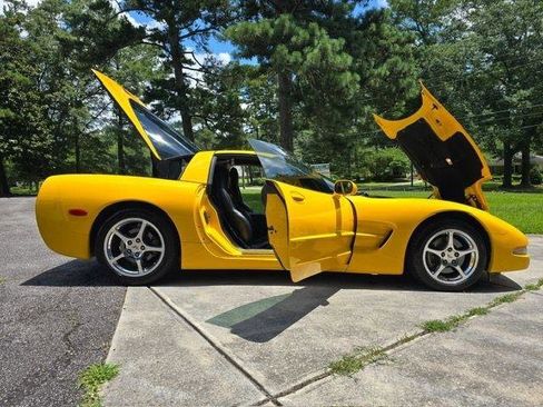 Used 2000 Chevrolet Corvette Coupe w/ Memory Pkg image 33