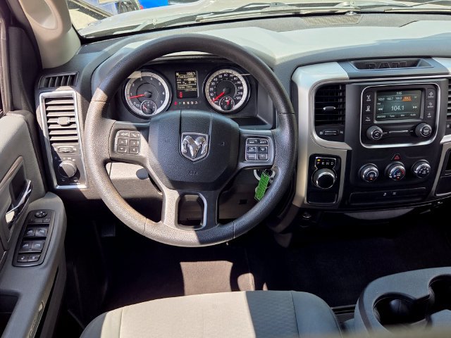 Used 2020 RAM 1500 Classic SLT RWD image 10