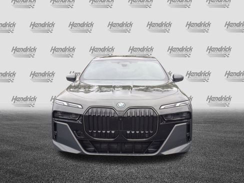 New 2026 BMW i7 eDrive50 w/ M Sport Package image 3