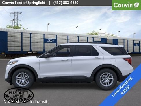 New 2026 Ford Explorer Active image 3
