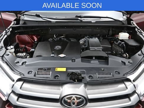 Used 2019 Toyota Highlander Plus image 36