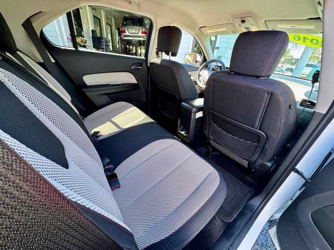 Used 2016 Chevrolet Equinox LT w/ Convenience Package AWD/4WD image 13