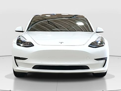 Used 2022 Tesla Model 3 Long Range AWD/4WD image 2