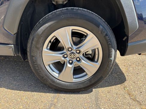 Used 2024 Toyota RAV4 XLE w/ Convenience Package FWD image 32