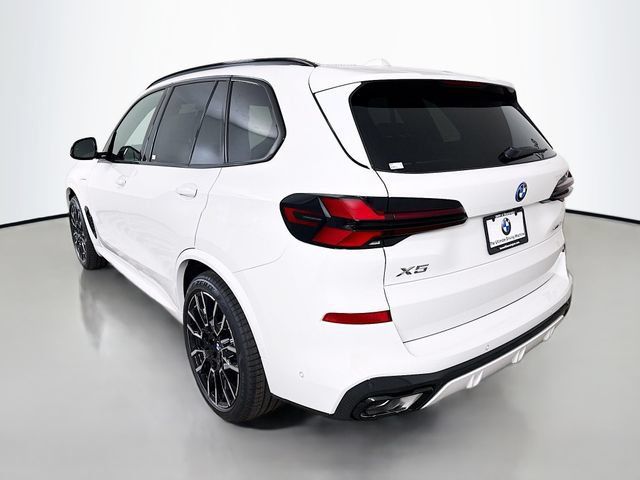 Used 2026 BMW X5 xDrive50e w/ M Sport Package AWD/4WD image 5