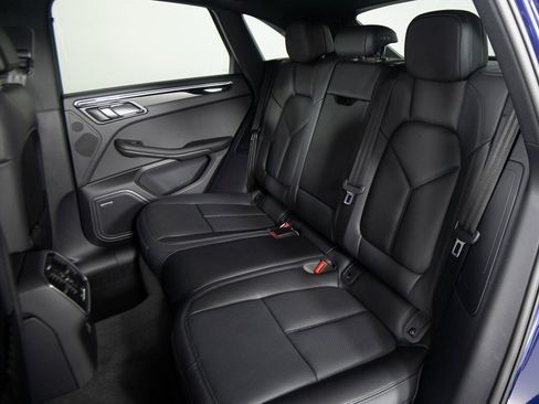 New 2026 Porsche Macan S image 35