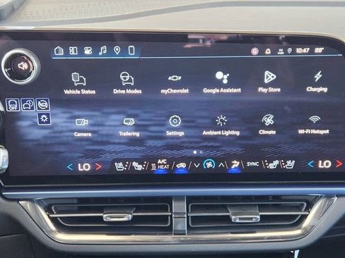 New 2026 Chevrolet Equinox EV LT w/ Convenience Package II FWD image 37