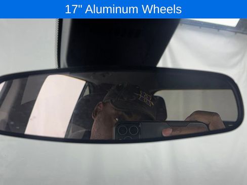 Used 2024 Chevrolet Equinox LT AWD/4WD image 33
