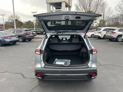 New 2026 Toyota Corolla Cross SE image 7