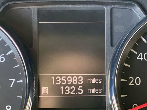 Used 2015 Nissan Rogue S w/ Convenience Package image 18