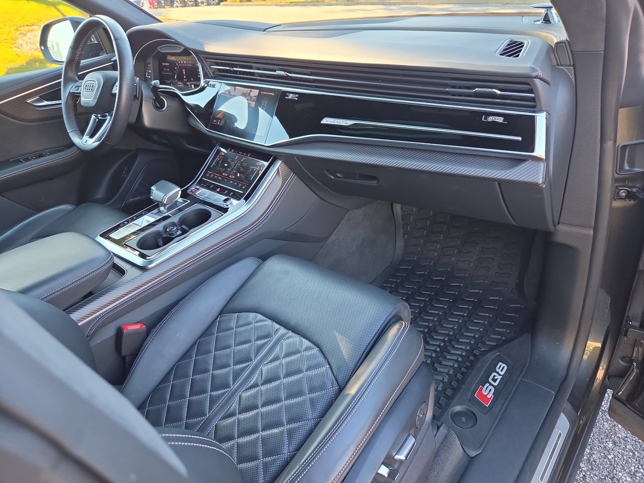 Used 2024 Audi SQ8 Prestige w/ Prestige Package AWD/4WD image 30
