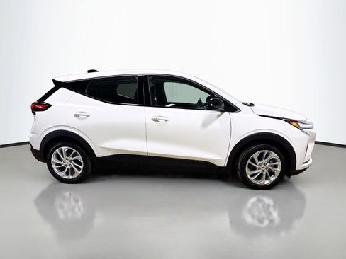 New 2027 Chevrolet Bolt LT w/ Comfort Package FWD image 6