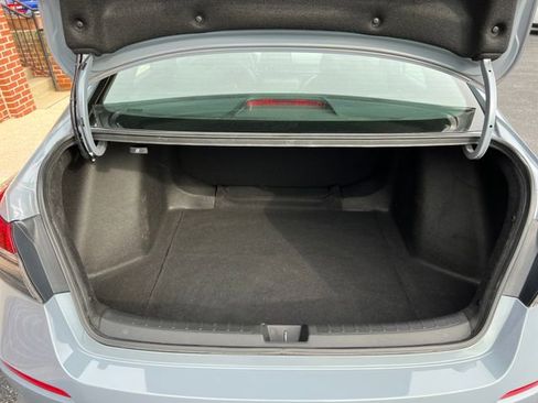 Used 2023 Honda Civic Sport image 14