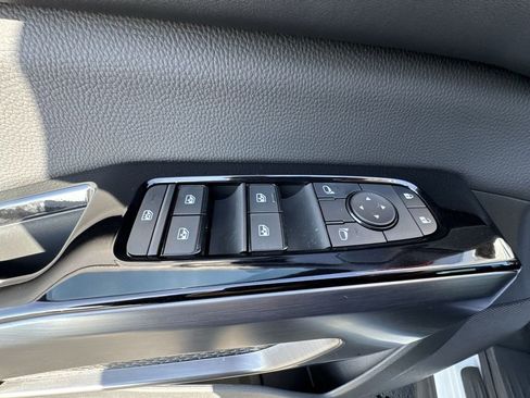 New 2026 Nissan Pathfinder SL image 13