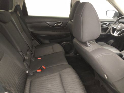 Used 2018 Nissan Rogue SV AWD/4WD image 19