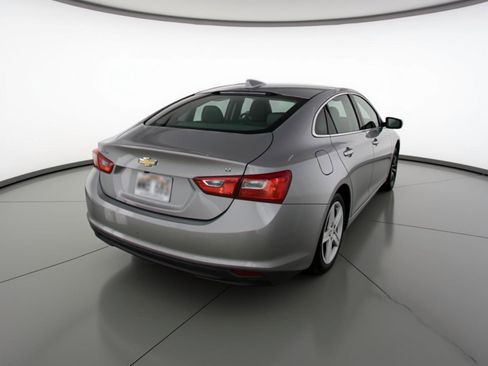 Used 2023 Chevrolet Malibu LT w/ Driver Confidence Package image 9