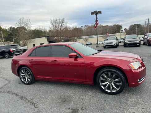 Used 2014 Chrysler 300 S w/ Light Group image 6