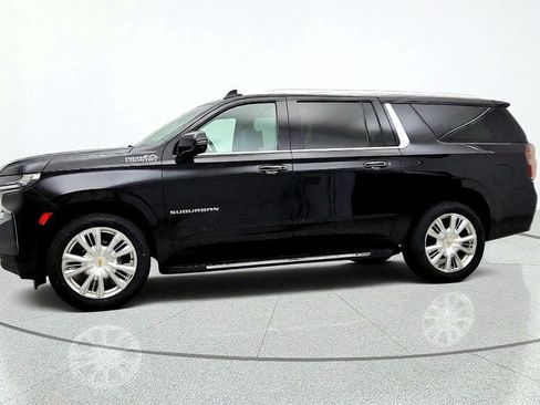 Used 2023 Chevrolet Suburban High Country w/ Advanced Technology Package AWD/4WD image 8