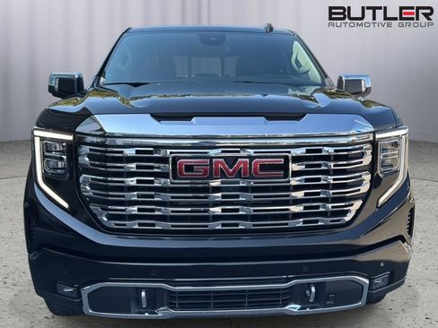 Used 2024 GMC Sierra 1500 Denali w/ Technology Package image 4