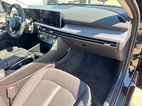 New 2026 Hyundai Sonata SEL FWD image 16