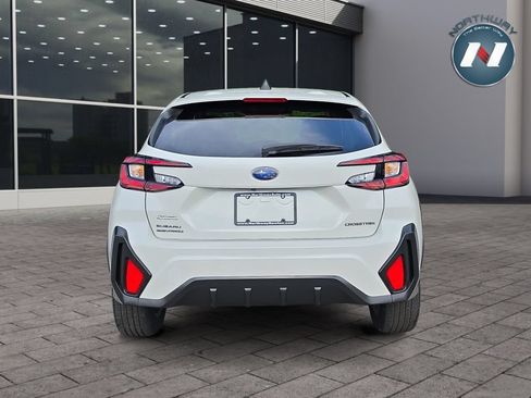 Used 2024 Subaru Crosstrek 2.0i AWD/4WD image 4