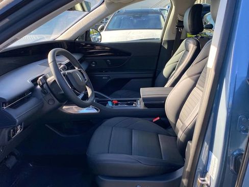 New 2026 Lincoln Nautilus Reserve image 9