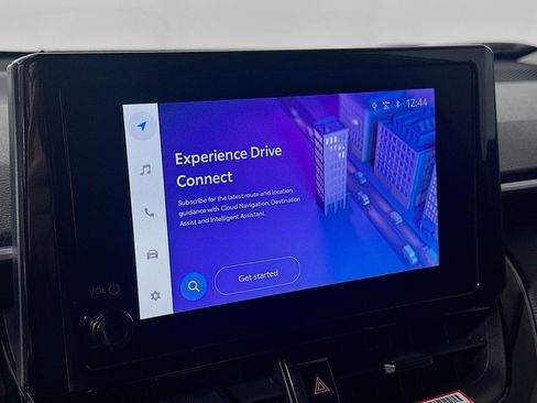 Used 2024 Toyota Corolla Cross LE image 22