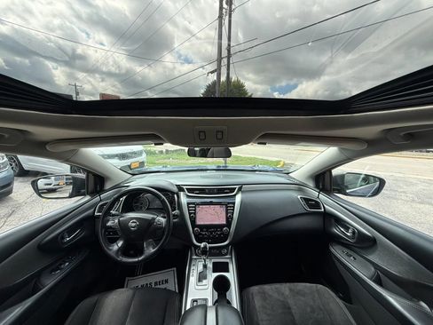 Used 2019 Nissan Murano SV AWD/4WD image 30