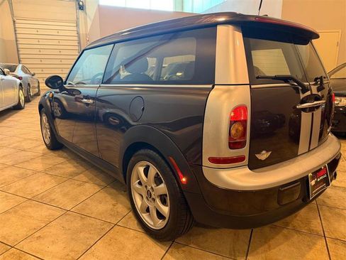 Used 2010 MINI Cooper Clubman Hardtop image 3