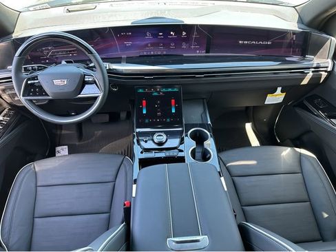 New 2026 Cadillac Escalade Sport image 7