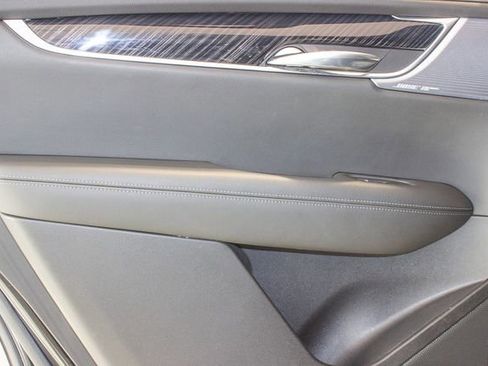 Used 2024 Cadillac XT6 Premium Luxury w/ LPO, Floor Liner Package image 21