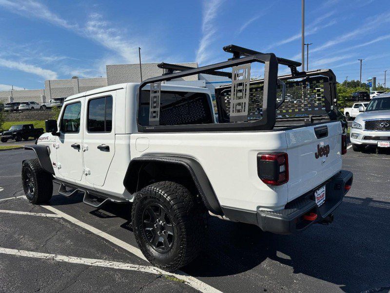 Used 2023 Jeep Gladiator Mojave w/ LED Lighting Group AWD/4WD image 5