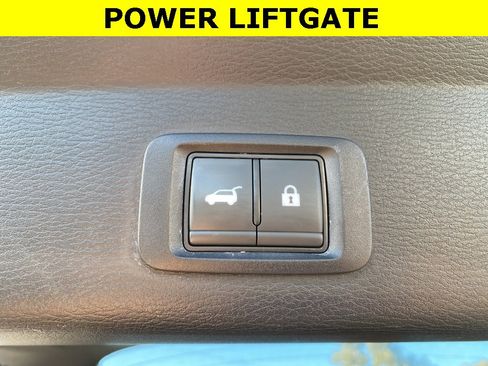 Used 2024 Mitsubishi Outlander SE image 17