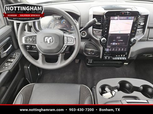 Used 2026 RAM 2500 Laramie AWD/4WD image 12