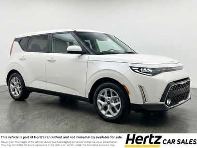 Used 2025 Kia Soul LX w/ LX Technology Package