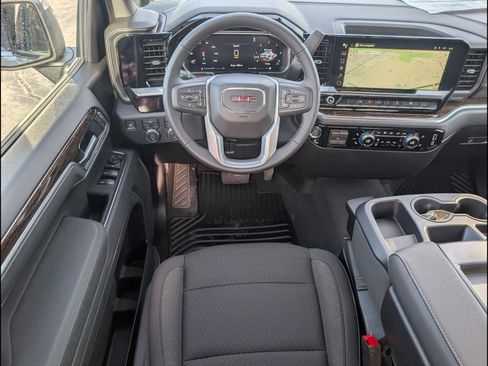 New 2026 GMC Sierra 1500 SLE w/ Preferred Package AWD/4WD image 10