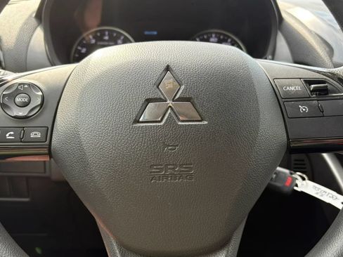 Used 2023 Mitsubishi Eclipse Cross LE AWD/4WD image 19