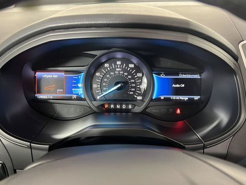 Used 2023 Ford Edge SE w/ Black Appearance Package AWD/4WD image 18
