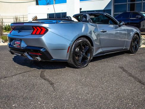 Used 2025 Ford Mustang Premium RWD image 6