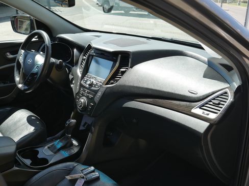 Used 2014 Hyundai Santa Fe Sport 2.0T w/ Navigation Package 06 AWD/4WD image 24