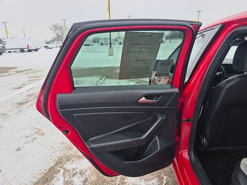 Used 2020 Volkswagen Jetta R-Line image 20