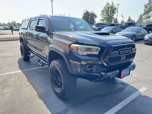 Used 2020 Toyota Tacoma TRD Pro AWD/4WD image 7