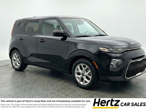 Used 2025 Kia Soul LX w/ LX Technology Package image 1