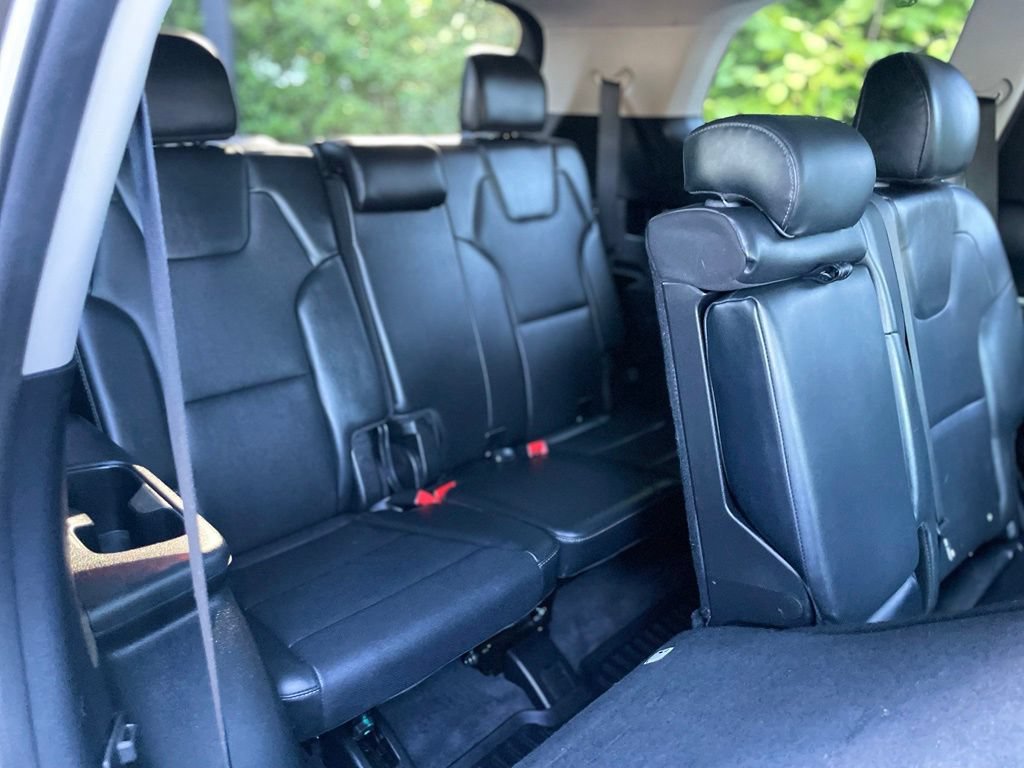 Used 2020 Kia Telluride S w/ S 8 Passenger Seating Package AWD/4WD image 14