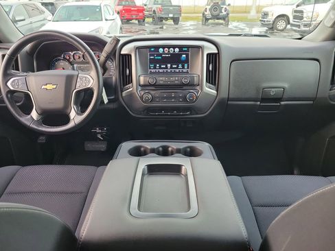 Used 2019 Chevrolet Silverado 1500 LT image 11