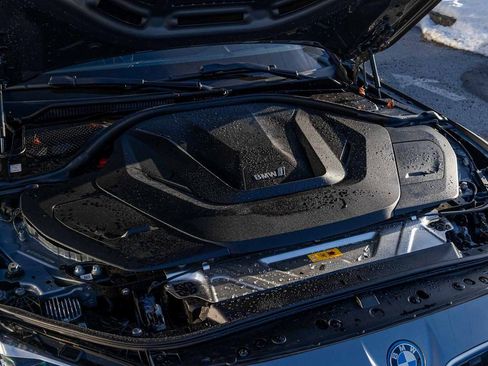 Used 2024 BMW i4 xDrive40i image 34