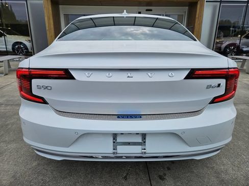 Certified 2023 Volvo S90 B6 Ultimate w/ Protection Package Premier AWD/4WD image 6