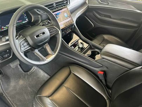 Certified 2024 Jeep Grand Cherokee Limited 4xe AWD/4WD image 7