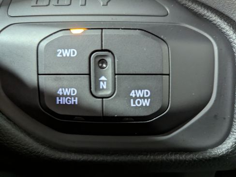 Used 2026 RAM 2500 Big Horn AWD/4WD image 20