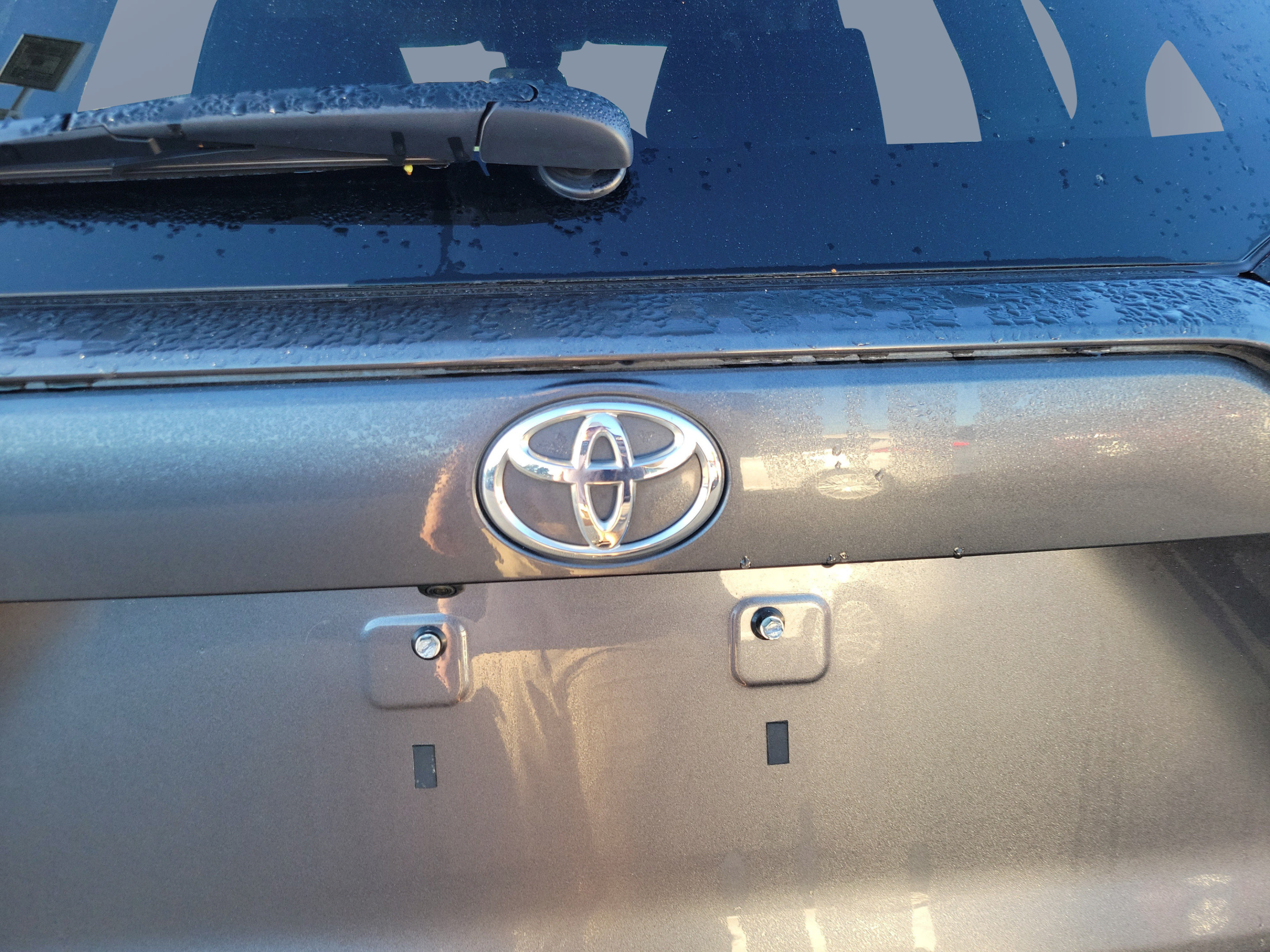 Used 2021 Toyota RAV4 XLE w/ Convenience Package FWD image 22